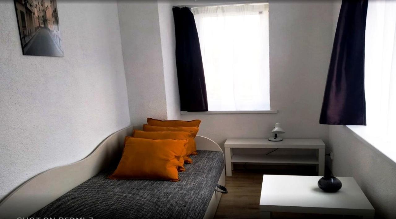 Miko Apartamentai Kaunas Exteriör bild